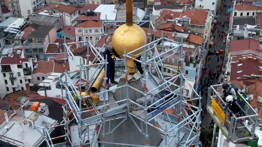 Galata Kulesi'nde 63 metre yükseklikte nefes kesen restorasyon