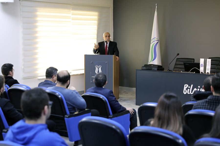 Tarihçi-yazar Turan: “Atalarımıza layık torunlar, nesiller olalım”